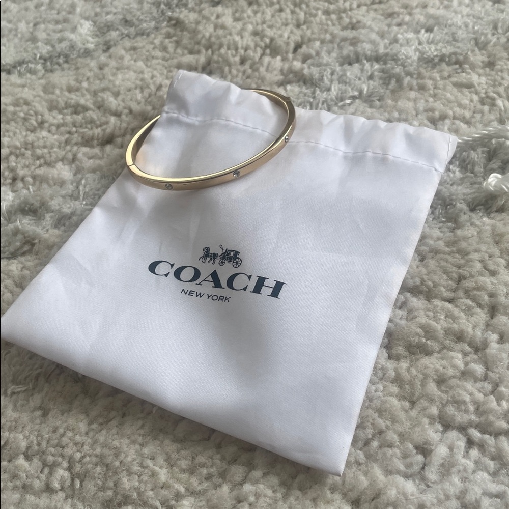 Coach Essential Hinged Bangle - Picture 3 of 5
